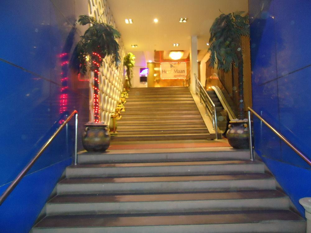 Hotel Maan Residency Satellite Road Ахмедабад Экстерьер фото