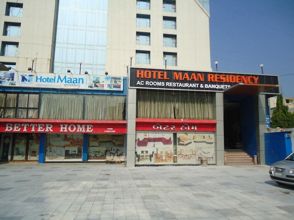 Hotel Maan Residency Satellite Road Ахмедабад Экстерьер фото
