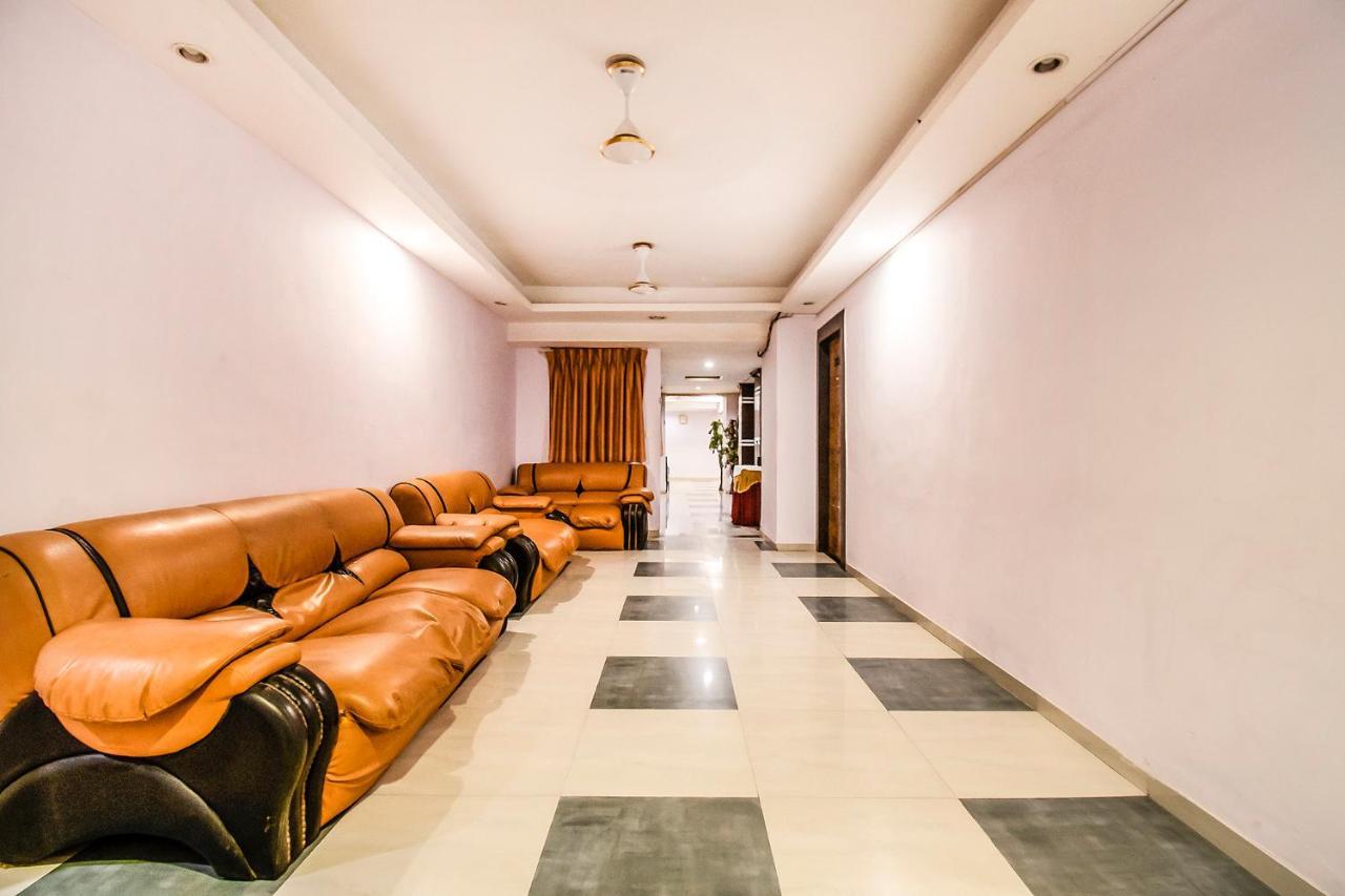 Hotel Maan Residency Satellite Road Ахмедабад Экстерьер фото