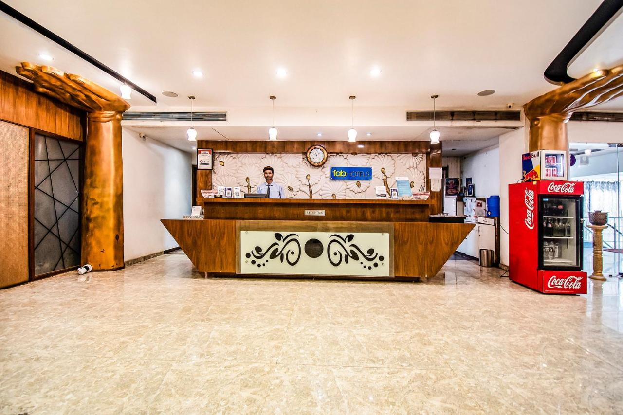Hotel Maan Residency Satellite Road Ахмедабад Экстерьер фото